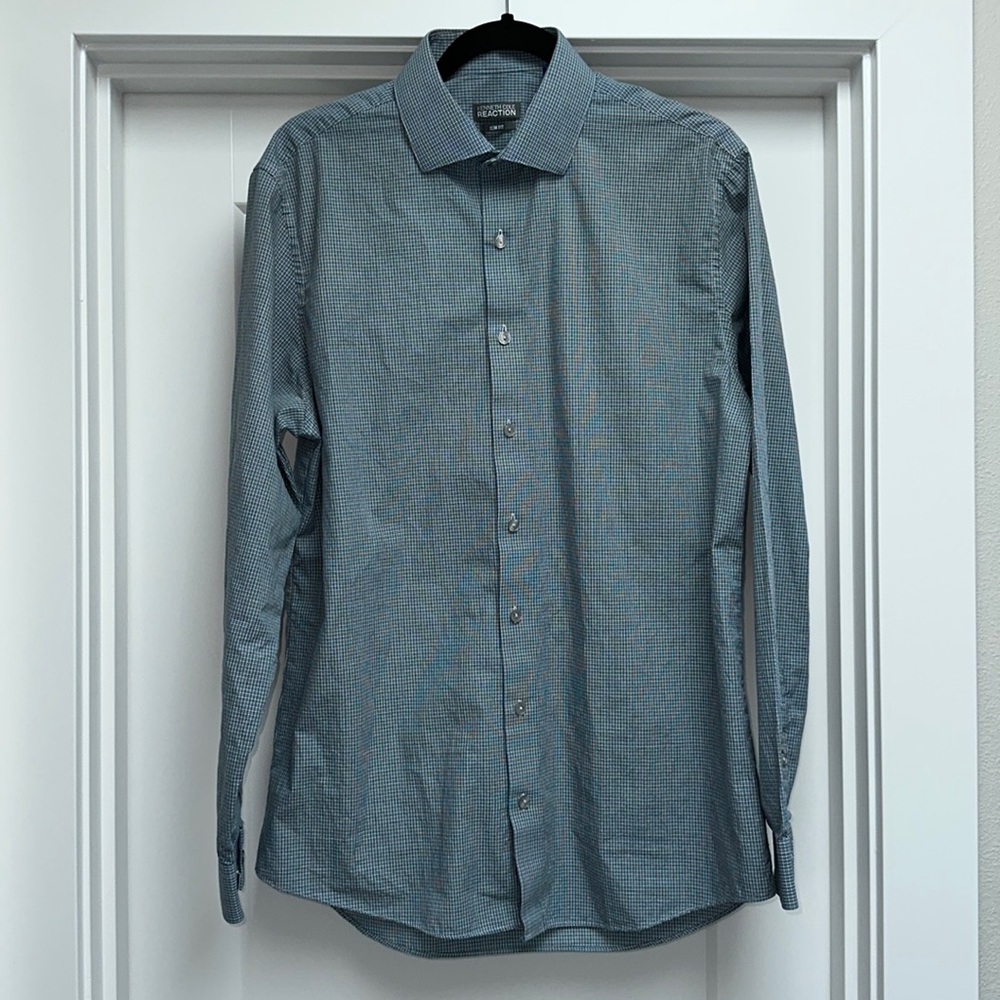 Men’s Blue and Gray Slim Fit Dress Shirt